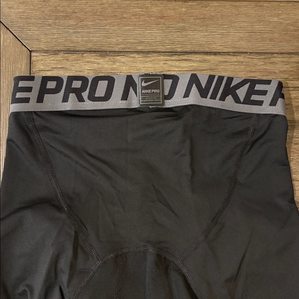 NWT [Nike] Base Layer Compression Under Athletic Black 3/4 Leggings Men’s Small - Picture 5 of 6